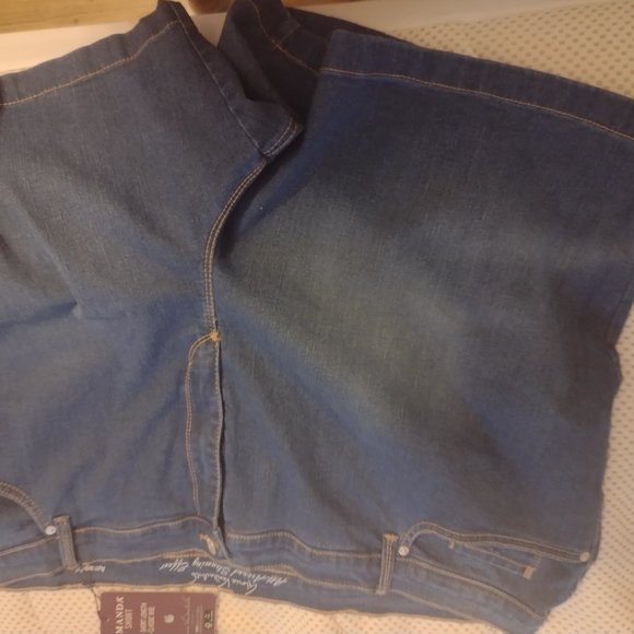 Jean shorts - Picture 5 of 5